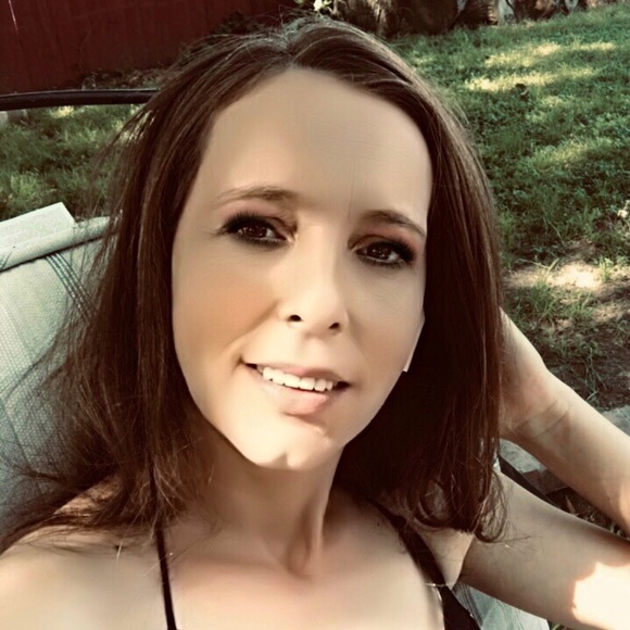 Meet your Posher, Val - Picture 6 of 7